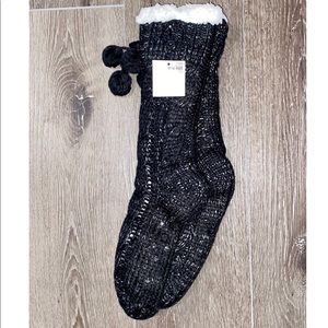 NWT MIXIT THICK KNOT SLIPPER SOCKS